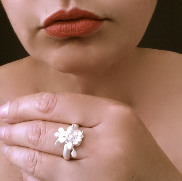 Radiance Ring, satin silver by Fiona DeMarco