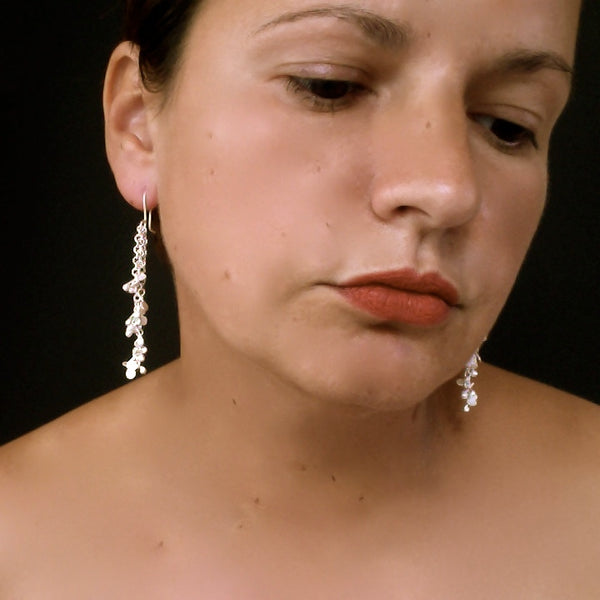 Accent dangling Earrings, satin silver by Fiona DeMarco
