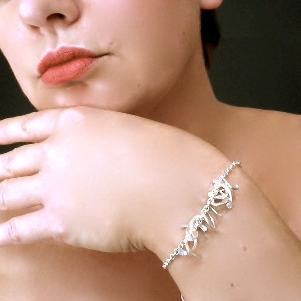 Contour semi Bracelet, polished silver by Fiona DeMarco