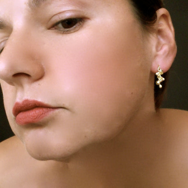 Harmony Precious stud earrings 18ct yellow gold by Fiona DeMarco