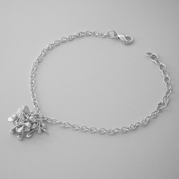 Radiance Bracelet, polished silver by Fiona DeMarco