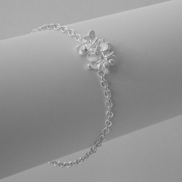 Radiance Bracelet, satin silver by Fiona DeMarco