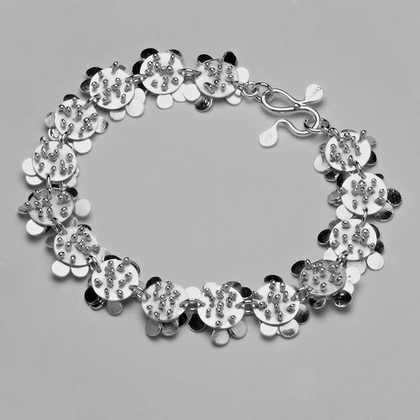 Symphony Bracelet reverse side, polished silver by Fiona DeMarco 