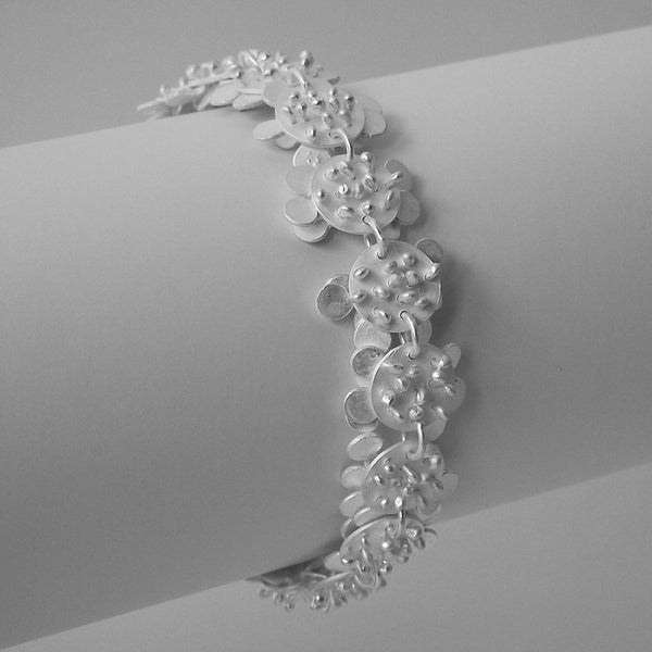Symphony Bracelet reverse side, satin silver by Fiona DeMarco
