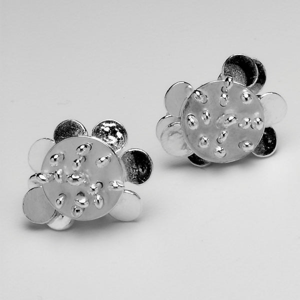 Symphony reverse stud Earrings, polished silver by Fiona DeMarco